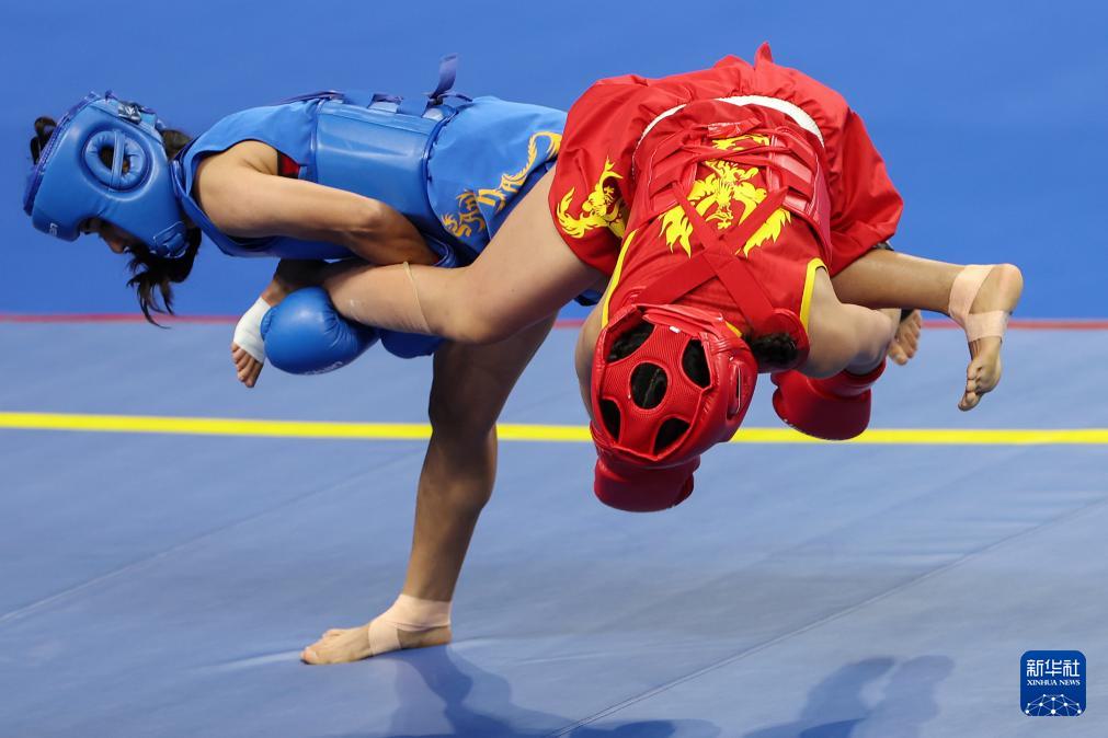 tenan, 会武术女子