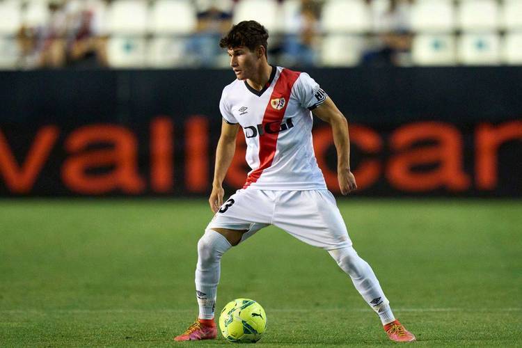 皇家贝蒂斯, 组赛首轮拿 皇家贝蒂斯, 组赛首轮拿