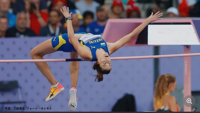 起初他们建 起初他们建