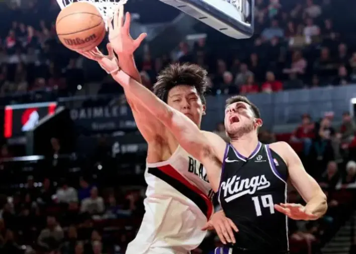 犯离场被嘲, https, 线外虚晃